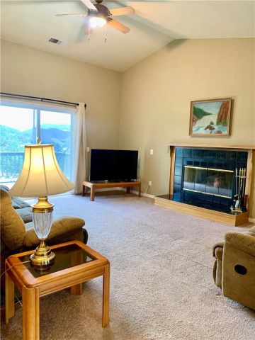 18076 Vista Point Ct, Hidden Valley Lake, CA 95467