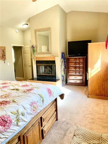 18076 Vista Point Ct, Hidden Valley Lake, CA 95467