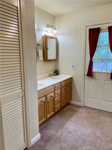 18076 Vista Point Ct, Hidden Valley Lake, CA 95467