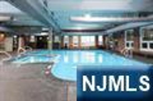 75 Liberty Avenue D19, Jersey City, NJ 07306