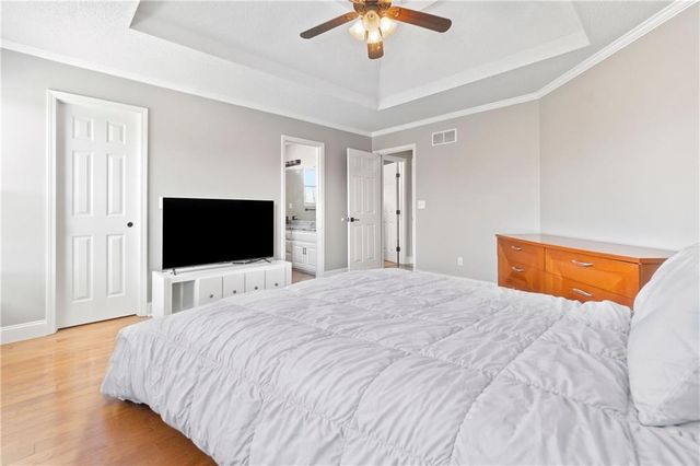 16372 S Sunset Street, Olathe, KS 66062