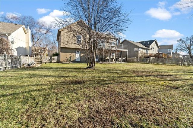 16372 S Sunset Street, Olathe, KS 66062