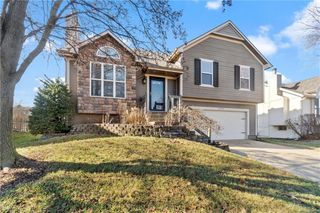 16372 S Sunset Street, Olathe, KS 66062