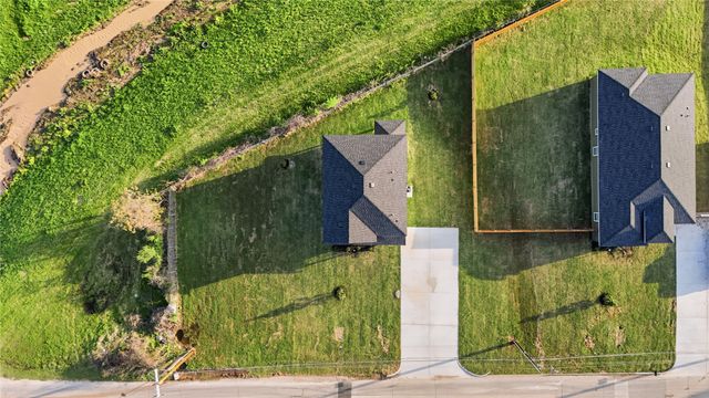 9480 Sandyland Boulevard, Dallas, TX 75217