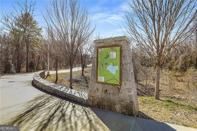 2232 Dunseath Avenue NW 206, Atlanta, GA 30318