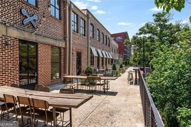 2232 Dunseath Avenue NW 206, Atlanta, GA 30318