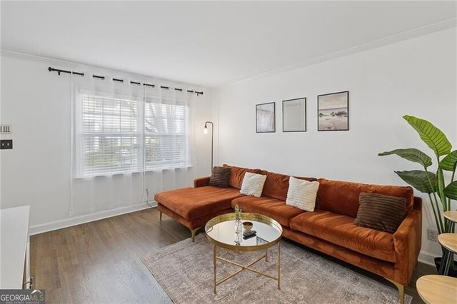 2232 Dunseath Avenue NW 206, Atlanta, GA 30318