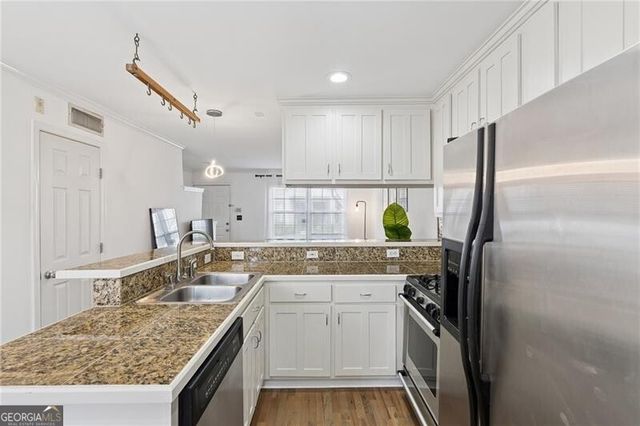 2232 Dunseath Avenue NW 206, Atlanta, GA 30318