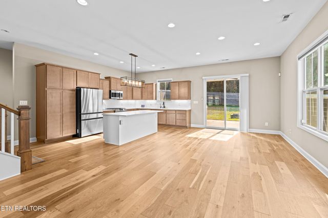 1062 Belle Pond Ave, Knoxville, TN 37932