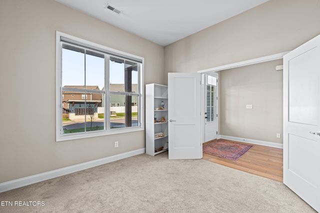 1062 Belle Pond Ave, Knoxville, TN 37932