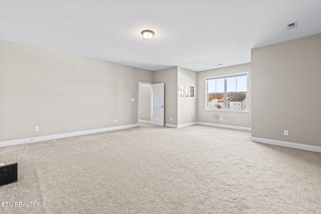 1062 Belle Pond Ave, Knoxville, TN 37932