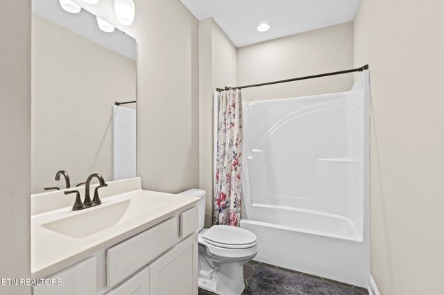 1062 Belle Pond Ave, Knoxville, TN 37932