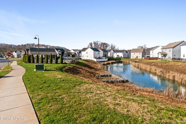 1062 Belle Pond Ave, Knoxville, TN 37932