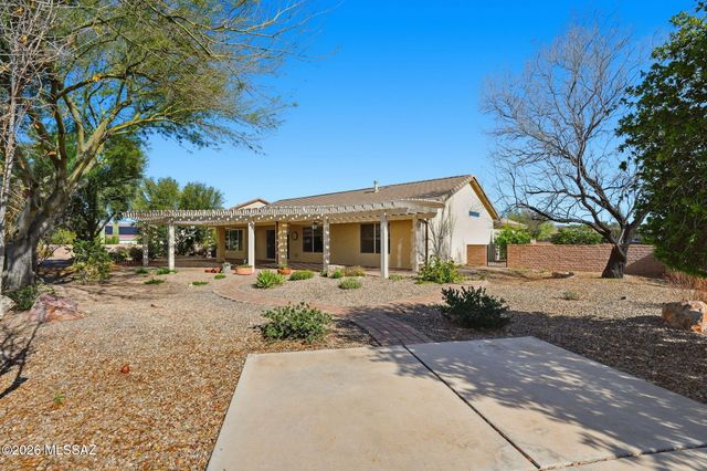 537 N Keyes Road, Green Valley, AZ 85614