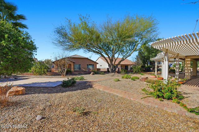537 N Keyes Road, Green Valley, AZ 85614