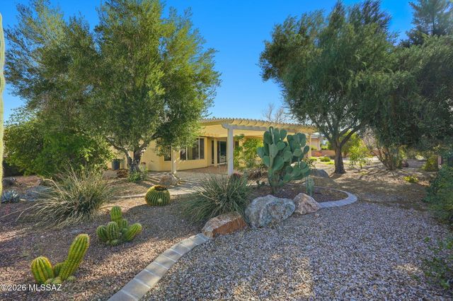 537 N Keyes Road, Green Valley, AZ 85614