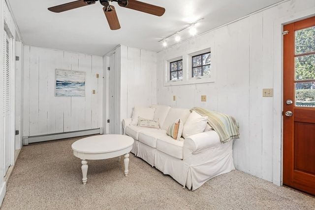 17 Musquashicut Ave, Scituate, MA 02066