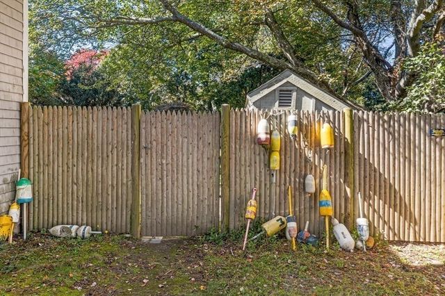 17 Musquashicut Ave, Scituate, MA 02066
