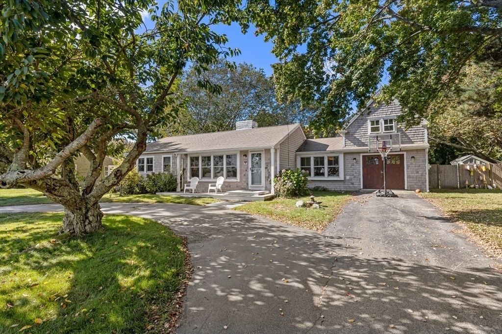 17 Musquashicut Ave, Scituate, MA 02066