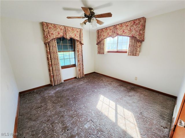 5838 Poland Struthers Road, Youngstown, OH 44514