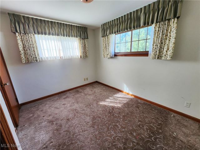 5838 Poland Struthers Road, Youngstown, OH 44514