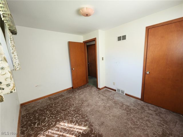 5838 Poland Struthers Road, Youngstown, OH 44514