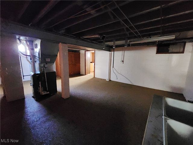 5838 Poland Struthers Road, Youngstown, OH 44514