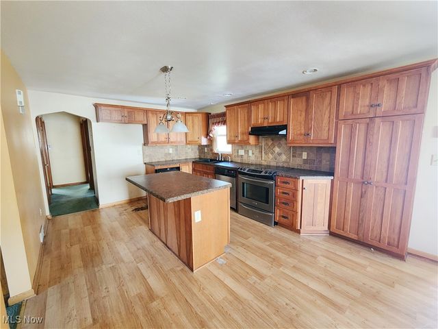 5838 Poland Struthers Road, Youngstown, OH 44514