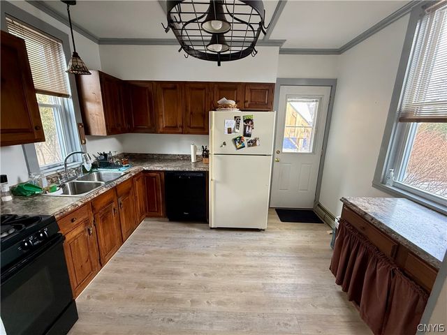 541 John Street, Clayton, NY 13624