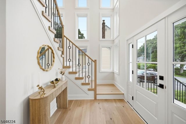 34 Crestview Hill Rd, Livingston Twp., NJ 07039