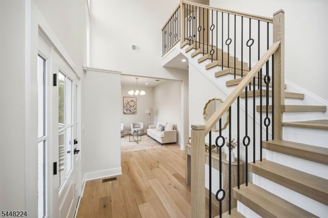 34 Crestview Hill Rd, Livingston Twp., NJ 07039