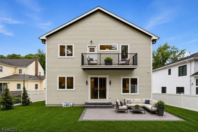 34 Crestview Hill Rd, Livingston Twp., NJ 07039