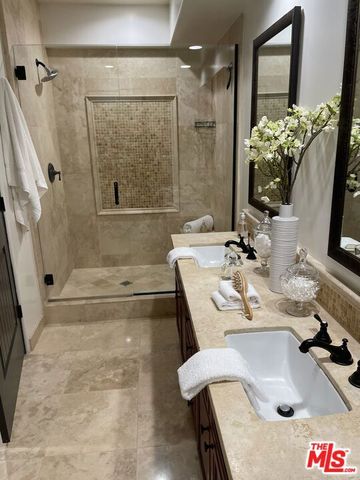 1215 Armacost Avenue 102, Los Angeles, CA 90025