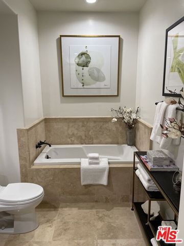 1215 Armacost Avenue 102, Los Angeles, CA 90025