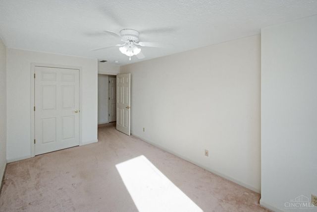 5261 N Bend, Green Twp, OH 45247