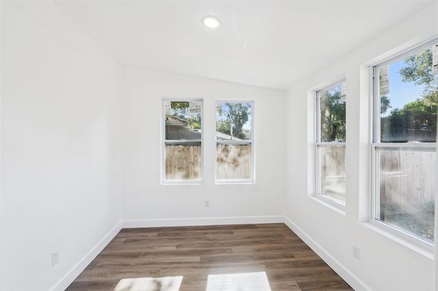 248 E MAGNOLIA STREET, Groveland, FL 34736