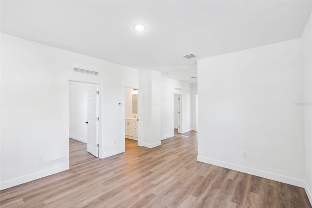 248 E MAGNOLIA STREET, Groveland, FL 34736