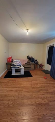106 SW 2Nd Street, Loogootee, IN 47553