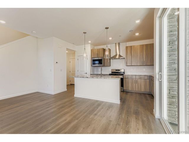 3885 W 82rd Ln, Westminster, CO 80031