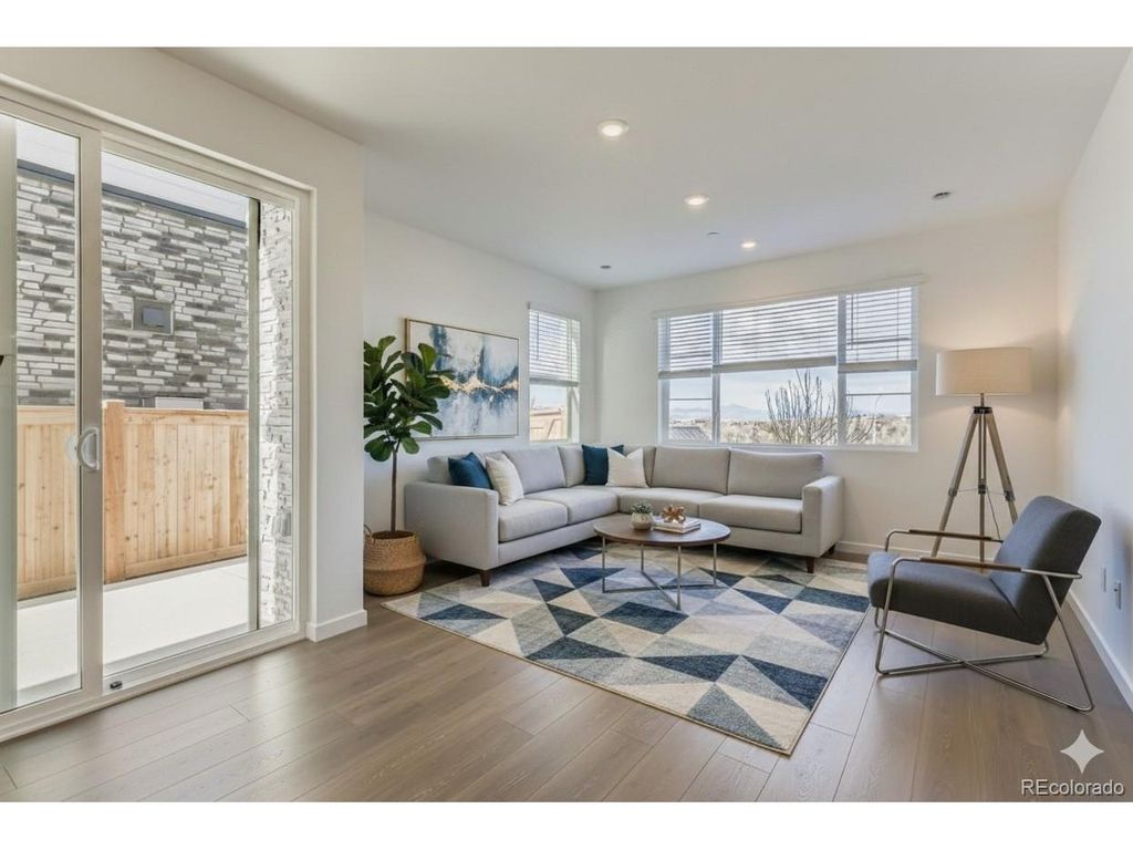 3885 W 82rd Ln, Westminster, CO 80031