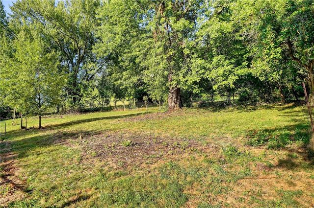 208 Mccleary Rd, Raccoon Twp, PA 15050