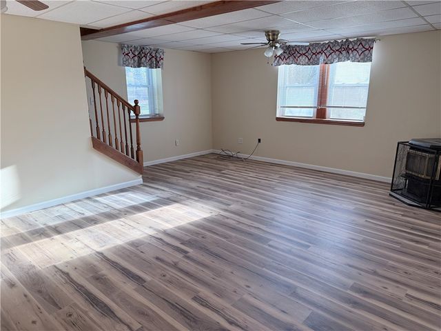 208 Mccleary Rd, Raccoon Twp, PA 15050