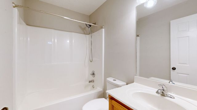 2716 Ridgewood Dr, Christiana, TN 37037