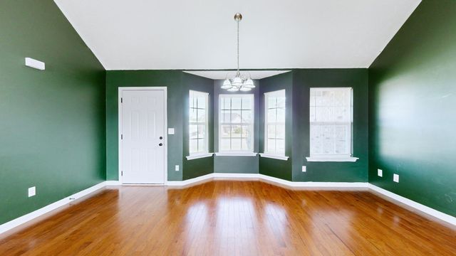 2716 Ridgewood Dr, Christiana, TN 37037