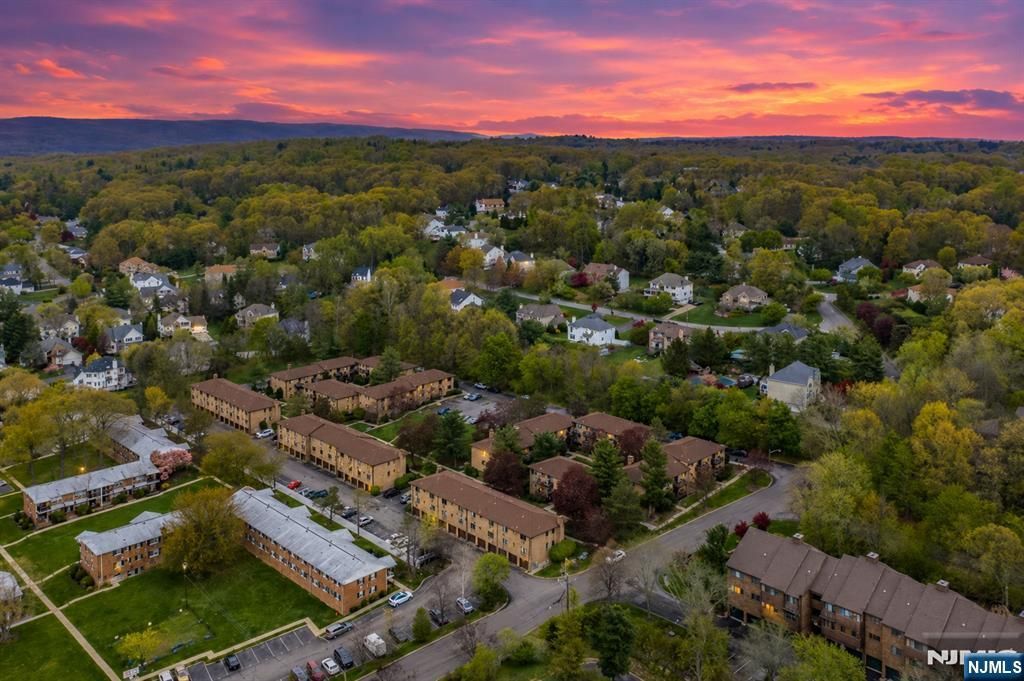 107 Bellgrove 3B, Mahwah, NJ 07430