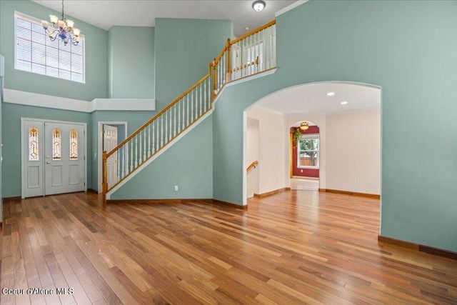 5887 N HARCOURT DR, Coeur D'alene, ID 83815