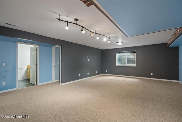 5887 N HARCOURT DR, Coeur D'alene, ID 83815