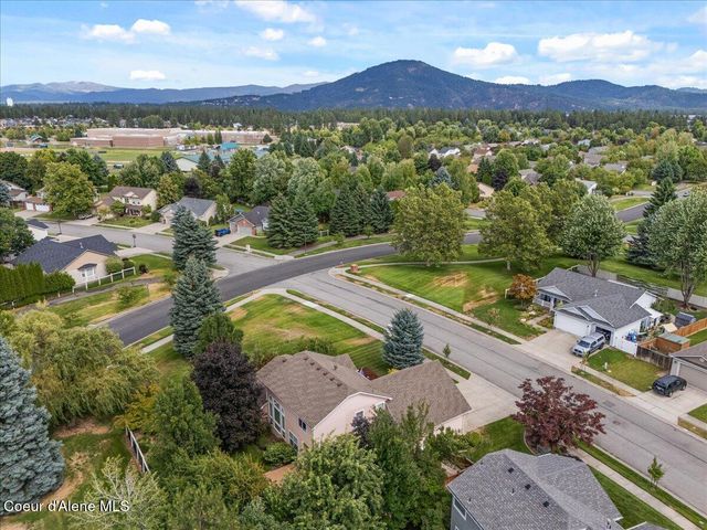 5887 N HARCOURT DR, Coeur D'alene, ID 83815