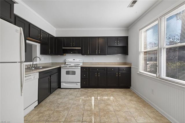 100 Haverstraw CT, Yorktown, VA 23692