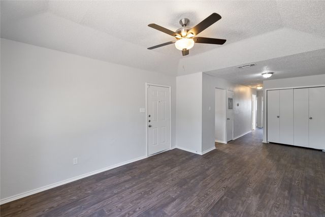 2540 Avenue H, Fort Worth, TX 76105